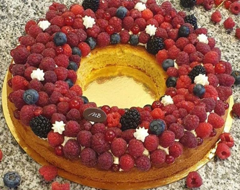 gateauauxfruitsrouges 768x607